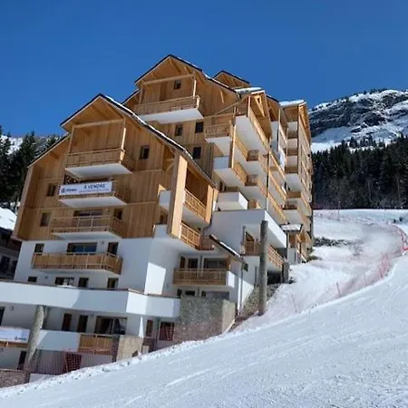 L'oree Des Pistes Apartment